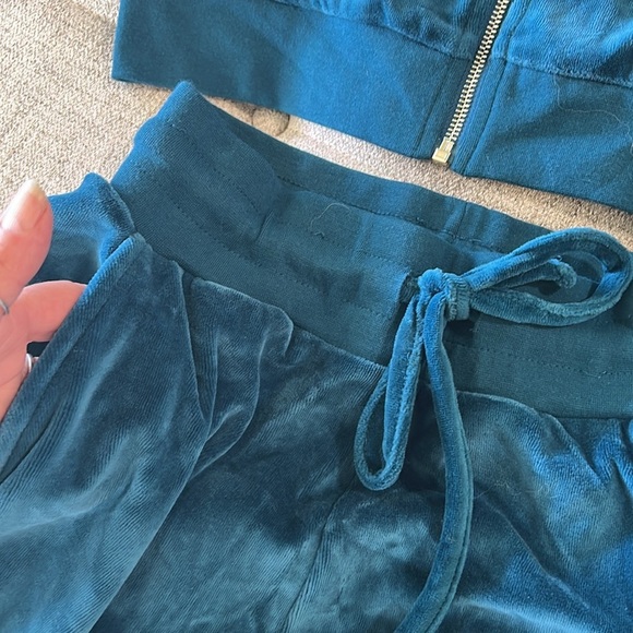 NELK BOYS, FULL SEND, BLUE, VELOUR TRACKSUIT, TOP SIZE M, BOTTOM SIZE SM - Picture 9 of 16
